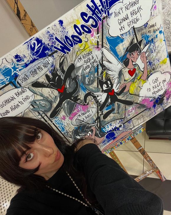 Julie, la fille d'Aurélie Vaneck est déjà une artiste accomplie