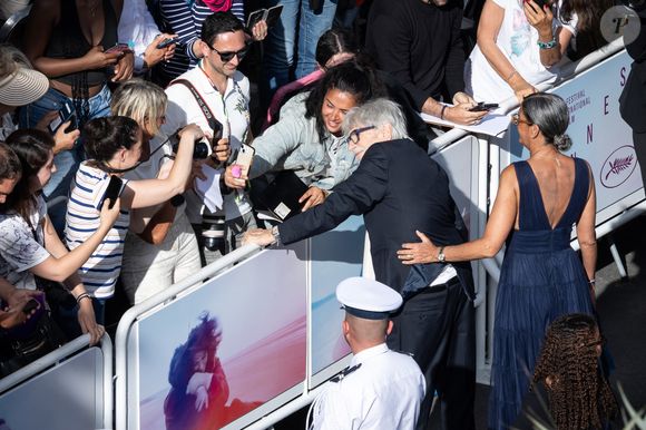 Pierre Richard - Montée des marches du film « La venue de l’avenir » lors du 78ème Festival International du Film de Cannes, au Palais des Festivals à Cannes. Le 22 mai 2025
© Olivier Borde/ Bestimage