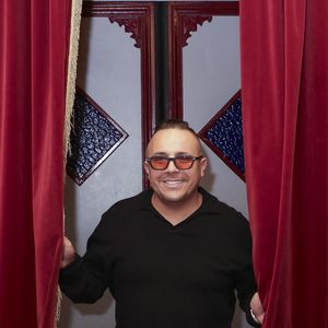 Faudel, lors de la représentation pour Les Pièces Jaunes du Cirque Bouglione au Cirque d'Hiver organisée par le couturier Stéphane Rolland, Paris, France, le 10 janvier 2026. © Jack Tribeca / Bestimage