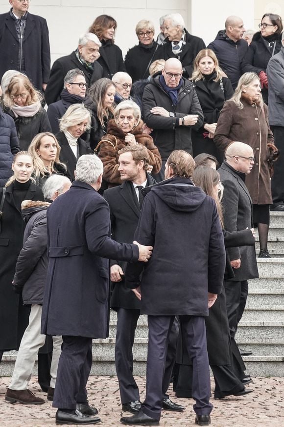 Andrea Casiraghi, Pierre Casiraghi et sa femme Beatrice Borromeo - Obsèques de Fernanda Biffi Casiraghi (99 ans), mère de Stefano Casiraghi, à Fino Mornasco, Italie, le 9 décembre 2024. © Emanuele Roberto De Carli/IPA via ZUMA Press/Bestimage