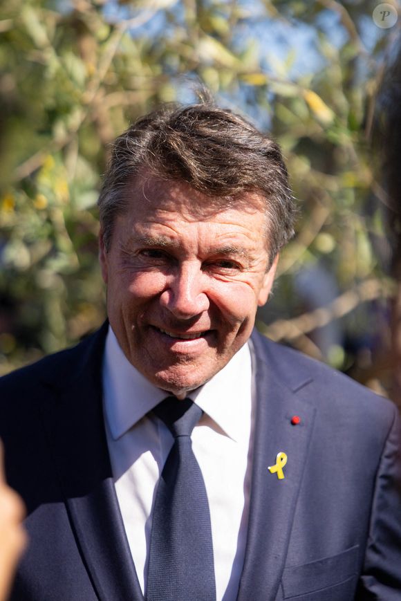 Christian Estrosi, maire de Nice assistant à la plantation d'un olivier en hommage à Ilan Halimi à Nice.  Cette cérémonie s'est déroulée en présence d'Eric Ciotti, député et candidat déclaré à la mairie de Nice. Nice, France, le 4 septembre 2025. Photo by Shootpix/ABACAPRESS.COM