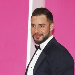 Depuis sa disparition il y a près de trois ans, Marwan Berreni laisse un immense vide chez ses anciens collègues de "Plus belle la vie".

Marwan Berreni lors du photocall de "Plus Belle La Vie" lors du festival Cannes Series.

© Denis Guignebourg/Bestimage