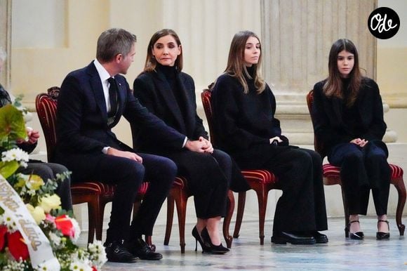 “Je suis toujours très ému quand je revois ces images, ce sont les plus beaux moments de ma vie.”

Veillée funèbre du prince Victor-Emmanuel de Savoie, en l'Eglise de Sant'Uberto à Turin, en présence de sa veuve Marina Ricolfi-Doria, de son fils, le prince Emmanuel-Philibert de Savoie avec la princesse Clotilde Courau et leurs filles les princesses Vittoria et Luisa, le 9 février 2024. Le fils du dernier roi d'Italie s'est éteint le 3 février 2024 à l'âge de 86 ans.
