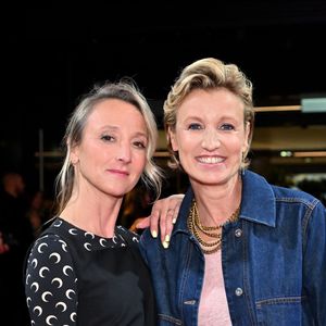 Audrey Lamy a eu peur pour sa carrière à cause d’Alexandra Lamy

Audrey Lamy, pour le film En Tongs au pied de l’Himalaya, et sa soeur Alexandra Lamy pour le film Louise Violet. - 6ème édition du festival Cinéroman à Nice. © Dominique Jacovides - Bruno Bebert / Bestimage