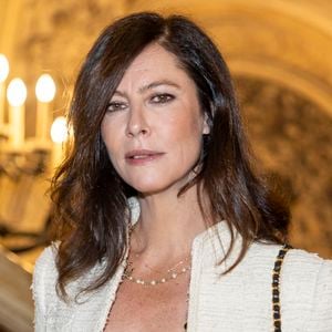 Interviewée dans le podcast Le goût de M, Anna Mouglalis a invité les journalistes du Monde à découvrir là où elle vit.

Anna Mouglalis au photocall du deuxième défilé de mode Chanel Haute-Couture automne-hiver  au palais Garnier lors de la Fashion Week de Paris, France. © Olivier Borde/Bestimage