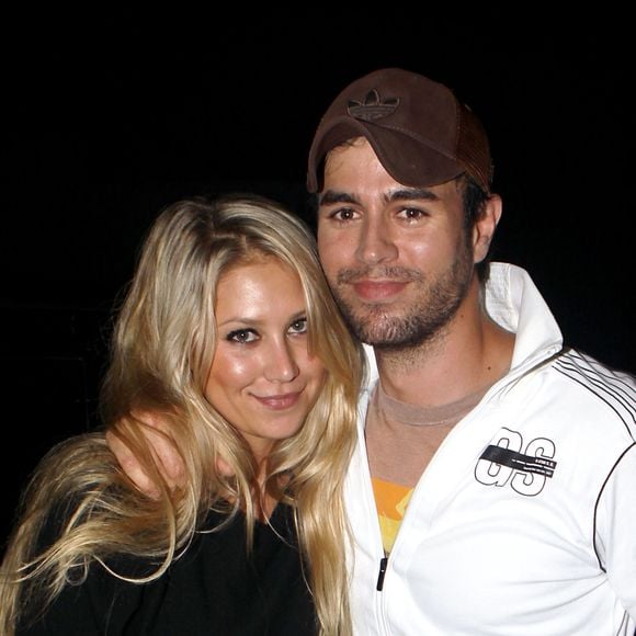 Anna Kournikova et Enrique Iglesias attendent leur quatrième enfant.

Anna Kournikova et Enrique Iglesias très amoureux dans les rues de Miami. @ KADENA PRESS / BESTIMAGE