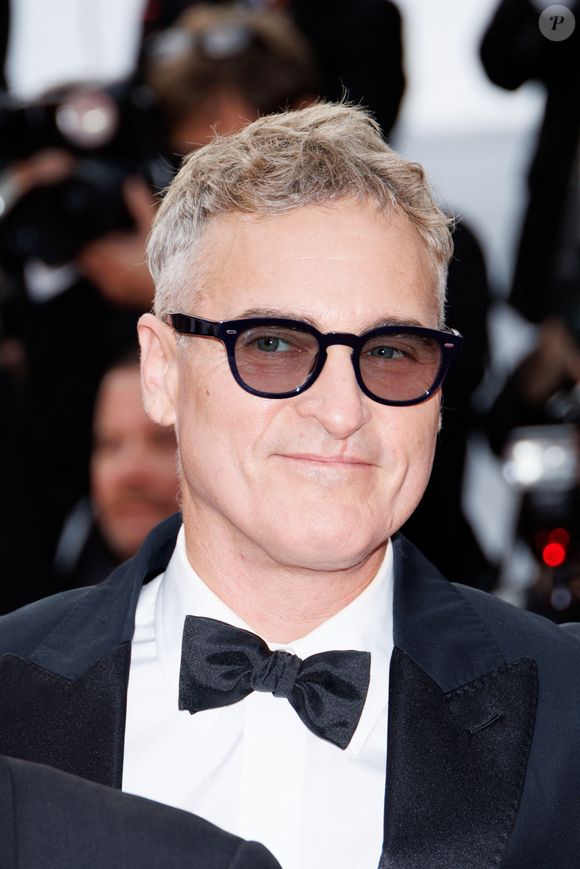Joaquin Phoenix a monté les marches pour le dernier film d’Ari Aster, Eddington

Joaquin Phoenix - Montée des marches du film « Eddington » lors du 78ème Festival International du Film de Cannes, au Palais des Festivals à Cannes. Le 16 mai 2025
© Jacovides-Moreau / Bestimage
