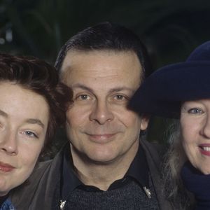 En France, à Paris, rendez-vous avec Roland Giraud entouré de sa femme Maaïke Jansen et sa fille Géraldine. Le 29 janvier 1997
© Bruno Schneider via Bestimage