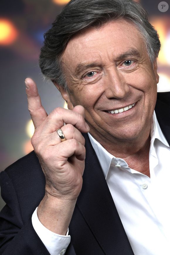 Portrait de Jacques Legros lors de l'enregistrement de l'émission "Chez Jordan" à Paris le 29 avril 2022.

© Cédric Perrin / Bestimage