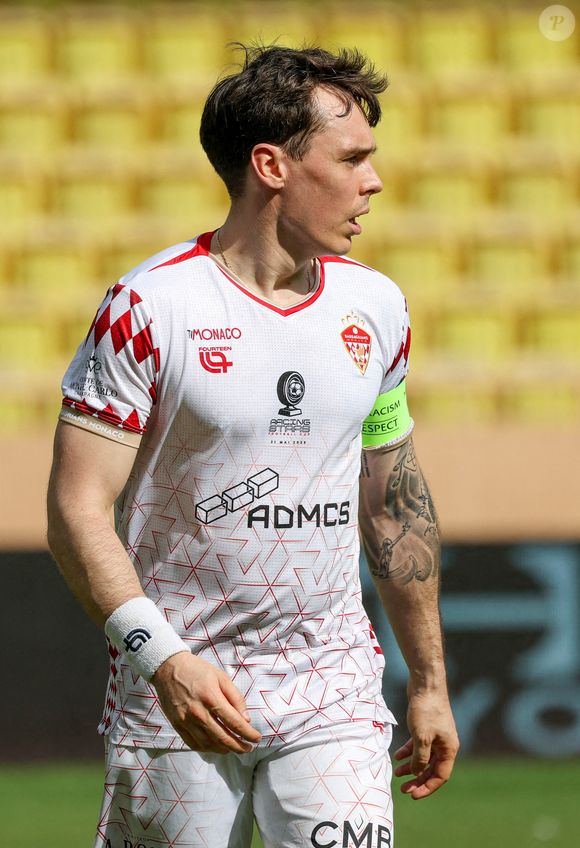 Louis Ducruet a organisé la Racing Stars Football Cup

Louis Ducruet - La famille princière de Monaco assiste au match de football Racing Stars Football Cup opposant les pilotes Nazionale Piloti contre les Barbagiuans au stade Louis II à Monaco le 21 mai, 2025. © Claudia Albuquerque/Bestimage