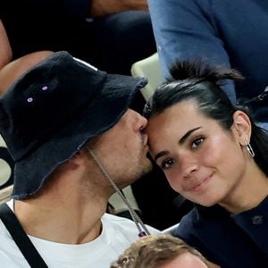 Le couple était apparu à plusieurs reprises en tribunes

Florent Manaudou et sa compagne Lola Dumenil - Les célébrités en tribunes pendant l'épreuve de basketball de Demi-Finale opposant la France à l'Allemagne lors des Jeux Olympiques de Paris 2024 (JO) à l'Arena Bercy, à Paris, France, le 8 août 2024. © Jacovides-Perusseau/Bestimage