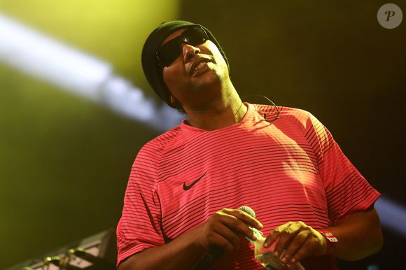 Exclusif - Jour 3 - Doc Gynéco interprète son album "Première consultation" en live au théâtre de la Verdure lors du festival Calvi on the Rocks à Calvi en Corse, le 10 juillet 2016. © Olivier Huitel/Crystal-Bestimage