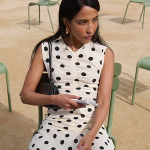 Cette collaboration devrait séduire un large public et rencontrer un fort succès.

La collection Stella McCartney x H&M est disponible ce jeudi 7 mai. Capture d'écran Instagram