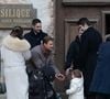Les parents avaient demandé aux invités de s'habiller en blanc
Marie et Colomban Soleil, parents d'Emile arrivent à la cérémonie funéraire à Saint-Maximin-la-Sainte-Baume, dans le sud de la France, le 8 février 2025. Photo by Shootpix/ABACAPRESS.COM