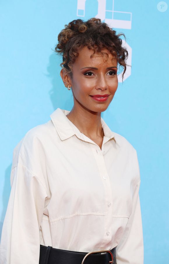 Sonia Rolland lors du photocall de la soirée de clôture de la 25ème édition du Festival de la fiction de la Rochelle, France, le 16 septembre 2023. © Denis Guignebourg/Bestimage