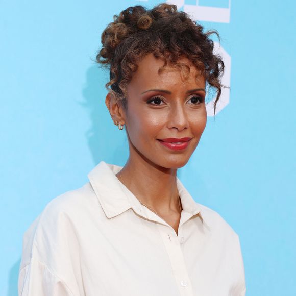 Sonia Rolland lors du photocall de la soirée de clôture de la 25ème édition du Festival de la fiction de la Rochelle, France, le 16 septembre 2023. © Denis Guignebourg/Bestimage