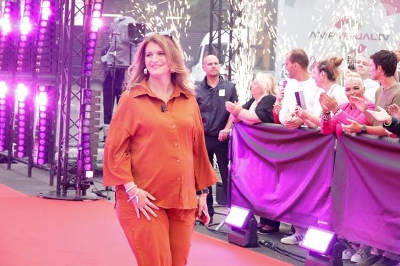 Marlène Schiappa - Présentation de la nouvelle émission "Tout beau, tout n9uf" présentée par C. Hanouna sur W9 à Paris le 1er septembre 2025. © Jack Tribeca / Bestimage