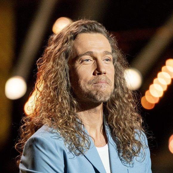 Julien Doré ne pourra pas honorer un rendez-vous.
Exclusif - Julien Doré - Enregistrement de l'émission "La fête de la chanson française" à Paris, présentée par L.Thilleman et A.Manoukian, et diffusée sur France 3 © Pierre Perusseau / Bestimage