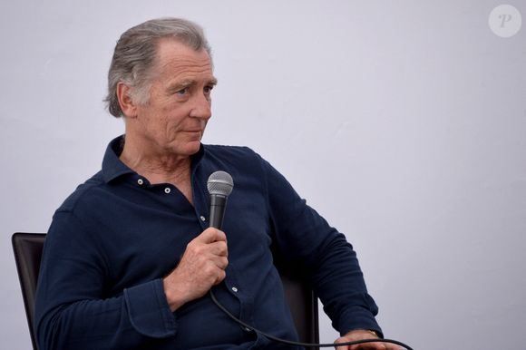 Le journaliste français William Leymergie est photographié pendant le Salon du livre à Nice, dans le sud de la France, le 14 juin 2014. Photo par Patrice Masante/ABACAPRESS.COM