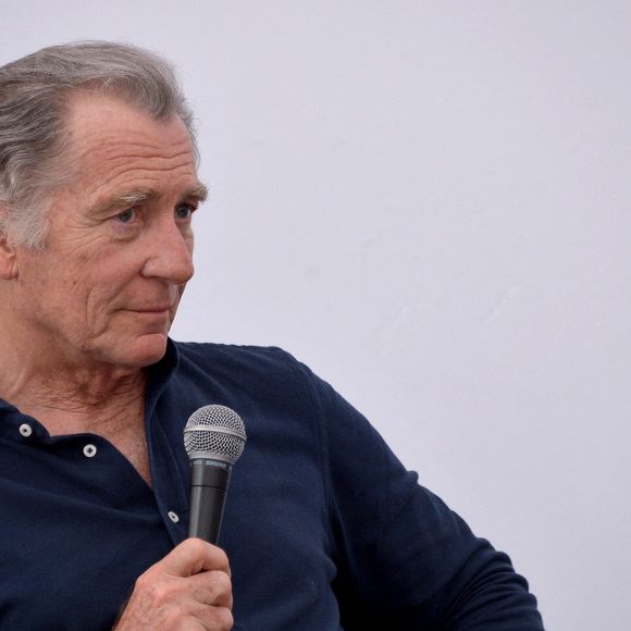 Le journaliste français William Leymergie est photographié pendant le Salon du livre à Nice, dans le sud de la France, le 14 juin 2014. Photo par Patrice Masante/ABACAPRESS.COM