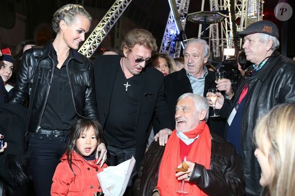 Jean-Paul Belmondo, Johnny Hallyday, sa femme Laeticia et leur fille Joy, Marcel Campion - Soirée d'inauguration de "Jours de Fetes" au Grand Palais a Paris, organisée par Marcel Campion, le 19 décembre 2013. © BAHI-CABREIRA / BESTIMAGE