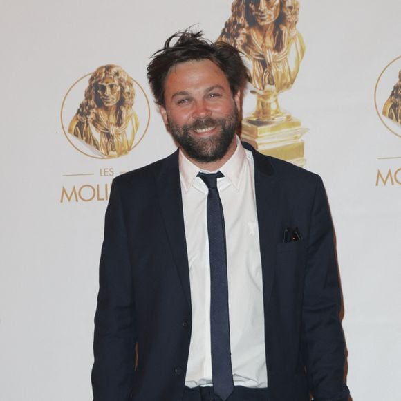 En 2019, Flavie Péan et Arthur Jugnot se retrouvaient au théâtre dans la pièce Père ou fils au théâtre de la Renaissance.

Arthur Jugnot - 36ème cérémonie des Molières aux Folies Bergère à Paris le 28 avril 2025. © Coadic Guirec/Bestimage