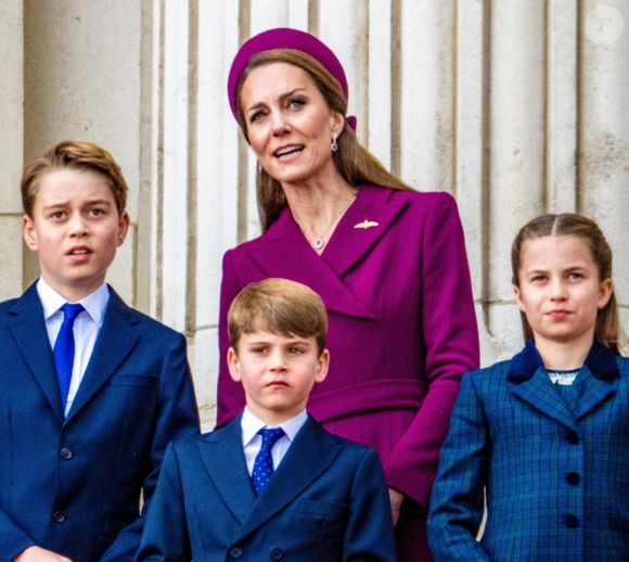 Catherine (Kate) Middleton, princesse de Galles, Le prince George de Galles, Le prince Louis de Galles, La princesse Charlotte de Galles - La famille royale britannique assiste aux célébrations du 80ème anniversaire de la fin de la Seconde guerre mondiale (VE Day) à Londres, le 5 mai 2025.