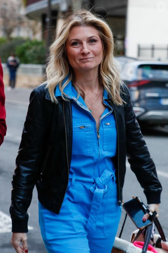 On retrouvera donc dès le lundi 25 août prochain Sandrine Arcizet, l'un des visages de "Ninja Warrior", 

Sandrine Arcizet - Arrivées au plateau de la dernière émission "Touche pas à mon poste" (TPMP) diffusée en direct sur C8 avant la fermeture de la chaine le 28 février, à Paris, France, le 27 février 2025. © Christophe Clovis/Bestimage