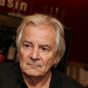 Pierre Arditi - Lancement du livre de Jean-Luc Petitrenaud "Les quatre saisons d'Emile et Marcelle" au restaurant Lavinia à Paris le 5 novembre 2018. © Denis Guignebourg/Bestimage