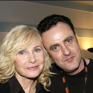 Mardi 3 mars 2026, le fils de Michèle Torr et Christophe, a dû rétablir la vérité à son sujet suite à une terrible rumeur le concernant.

Michèle Torr et son fils romain le 11/03/2005 pour le concert de la chanteuse à L'Olympia © JAEGLE STEPHANE / BESTIMAGE