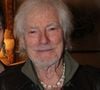 Hugues Aufray, 97 ans, a été contraint de reporter plusieurs concerts à cause d'une laryngite. 

Exclusif - Hugues Aufray - Hugues Aufray reçoit la médaille Grand Vermeil de la ville des mains d'Anne Hidalgo, à l'hôtel de ville de Paris. © Philippe Baldini/Bestimage