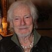 "Je ne pouvais plus parler" Hugues Aufray resté sans voix pendant plusieurs jours, il s'exprime après le report de son concert