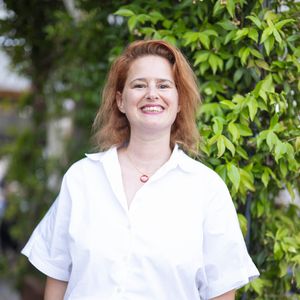 Exclusif - Élodie Poux à la soirée en collaboration avec la marque de Rhum de JoeyStarr "Carnival" au restaurant Neptune à Monaco, le 14 juin 2025.

Photo : Pierre Perusseau / Osuna / Bestimage