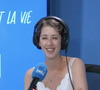 Ce dernier s'était exprimé au au micro de RTL dans Héros, face à Faustine Bollaert, revenant notamment sur leur rencontre.

Clémentine Vergnaud dans l'émission "C'est la vie" sur France Bleu en juin 2023.