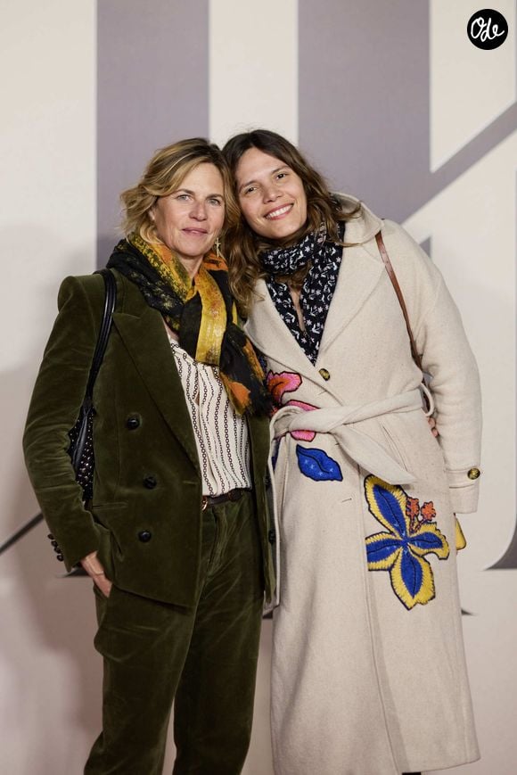 Exclusif - Vanille Clerc et sa mère Virginie Coupérie-Eiffel - Photocall de l'avant-première du film "Les Trois Mousquetaires : D'Artagnan" aux Invalides à Paris le 21 mars 2023. 

© Moreau / Jacovides / Guirec / Bestimage