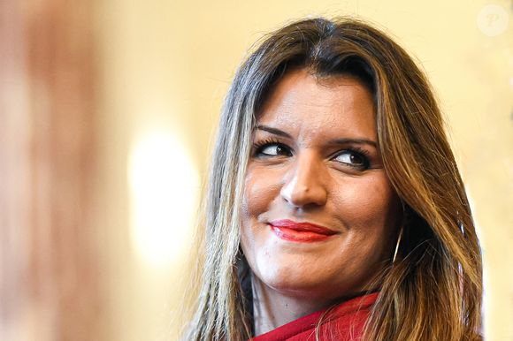 C’est dans la plus grande discrétion qu’ils ont décidé de célébrer leur union en Sicile, comme elle a pu le révéler sur son compte Instagram ce samedi 2 août 2025.

Marlène Schiappa lors de la cérémonie de remise du Prix Ilan Halimi récompensant des jeunes de moins de 25 ans engagés dans la lutte contre les préjugés racistes et antisémites, au ministère de la Justice, à Paris, France, le 13 février 2023. Photo par Victor Joly/ABACAPRESS.COM