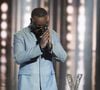 Maitre Gims célèbre après avoir reçu le prix de l'artiste masculin de l'année lors de la 40ème édition des Victoires de la Musique à La Seine Musicale le 14 février 2025 à Boulogne-Billancourt, France. Photo by David NIVIERE/ABACAPRESS.COM