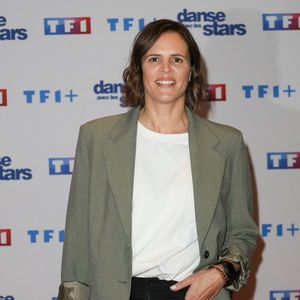 Des menus sont également disponibles : entrée + plat à 88 €, plat + dessert à 88 €, et entrée + plat + dessert à 93 €. 

Laure Manaudou - Photocall de lancement de la saison 2026 de "Danse avec les stars" (DALS) au siège de TF1 à Boulogne-Billancourt le 18 décembre 2025. © Coadic Guirec/Bestimage