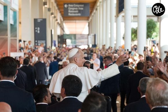 Le pape Léon XIV lors de sa visite à la 47e édition du Meeting pour l’amitié entre les peuples, organisé par le mouvement Communion et Libération. Rimini, 22 août 2026. © ANSA via ZUMA Press / Bestimage