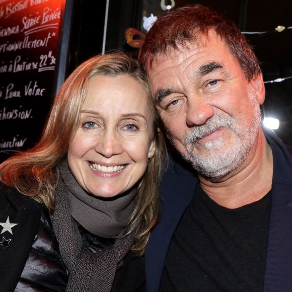 Exclusif - Olivier Marchal et son ex-femme Catherine Marchal - L'humoriste Cartouche sur la scène du "Café de la danse" dans son spectacle "Demain je me lève de bonheur !" à Paris. Le 20 décembre 2018
© Cédric Perrin / Bestimage