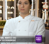 Sur Instagram, elle annonce la fermeture de son restaurant nantais "Vacarme".

Sarah dans "Top Chef" sur M6.