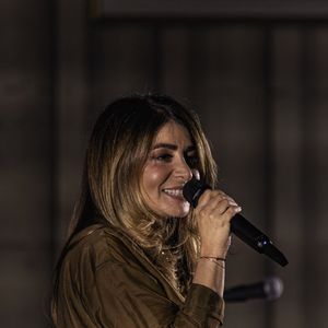 Exclusif - Julie Zenatti lors du premier concert de sa tournée "Le chemin" à l'église Saint-Jean-Baptiste de Belleville à Paris le 24 avril 2025. © Florian Savina / Bestimage