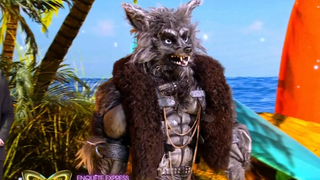 Mask Singer 9 : le Loup-garou retire son masque, un ancien gagnant de la Nouvelle Star se cachait derrière ce costume