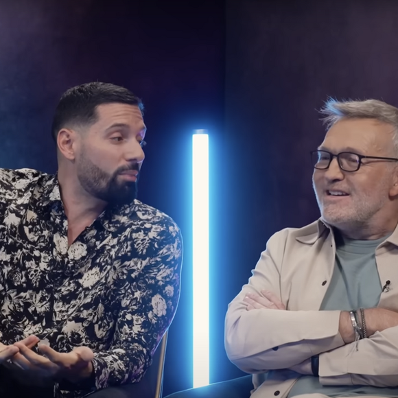 "C'était une bonne surprise (...) Ils étaient contents que j'aie rencontré quelqu'un avec les mêmes valeurs que nous", avait-il confié.

Capture d'écran de l'émission "Legend" sur YouTube.