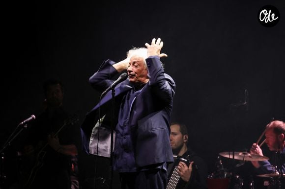 Exclusif - Hervé Vilard retrouve son public le temps d'un concert à la salle Pleyel à Paris avant de partir en tournée pour une cinquantaine de dates. Paris le 25 octobre 2026. © Jack Tribeca / Bestimage