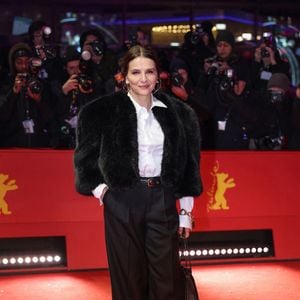 Le 17 février 2026, Berlin, Brandebourg, Allemagne : JULIETTE BINOCHE assiste au tapis rouge du film "Queen At Sea" lors de la 76e édition du festival du film de la Berlinale. (Crédit image : © Marina Takimoto/ZUMA Press Wire)