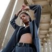 Comment paraître plus grand(e) quand on est complexé(e) par sa taille ? Pas besoin de talons, découvrez ces astuces qui changent tout !