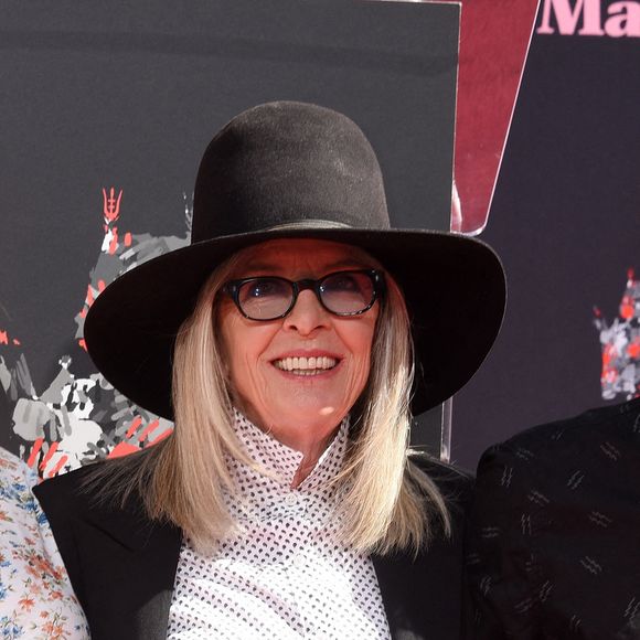 Dexter Keaton, Diane Keaton et Duke Keaton arrivent à la cérémonie des empreintes de mains et de pieds de Diane Keaton qui s'est tenue au TCL Chinese Theatre le 11 août 2022 à Hollywood, Californie.
 Photo par Janet Gough / AFF/ABACAPRESS.COM