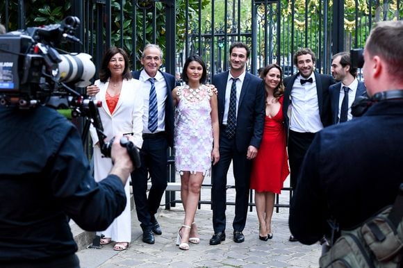 La famille Kretz : "L'Agence" sur TMC  : Sandrine et Olivier Kretz, Valentin et sa femme Charina Sarte, Martin et sa femme Eve von Romberg et Louis - Soirée de gala des 50 ans de la Fondation Claude Pompidou à l'Hôtel Marcel Dassault à Paris le 12 avril 2022.

Rachid Bellak / LMS / Bestimage