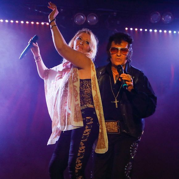 Récemment, elle s'était confiée sur le bouleversement causé par la série Culte, qui retrace son propre destin.

Exclusif - Loana (Loana Petrucciani), Eric Prayer (sosie d'Elvis Presley) - Concert de Eryl Prayer (sosie d'Elvis Presley) lors de la tournée "Elvis Tour intimiste" avec la participation de Loana au bateau théâtre "Le Nez Rouge" à Paris, le 26 juin 2021. © Christophe Clovis / Bestimage